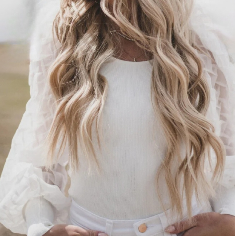 ALICE + OLIVIA Puff Sleeve Sweater - Picture 9 of 9